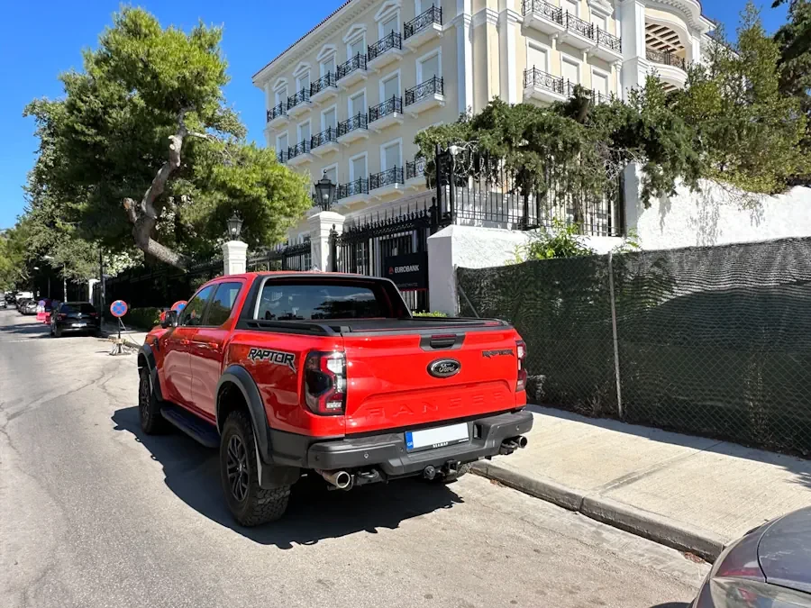 Купить Ролет для Ford Ranger WILDTRAK / PLATINUM / RAPTOR 2023+ с спортбаром Tessera (Basic)